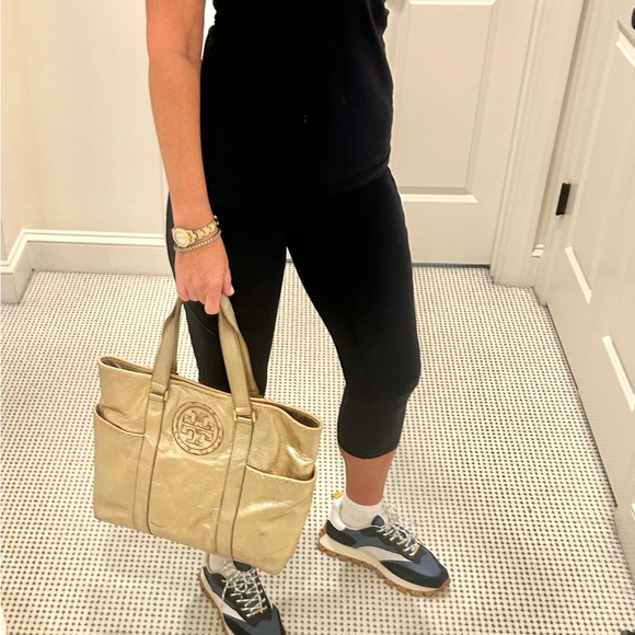 Tory Burch Gold Metallic Leather Tote Bag - Picture 11 of 14